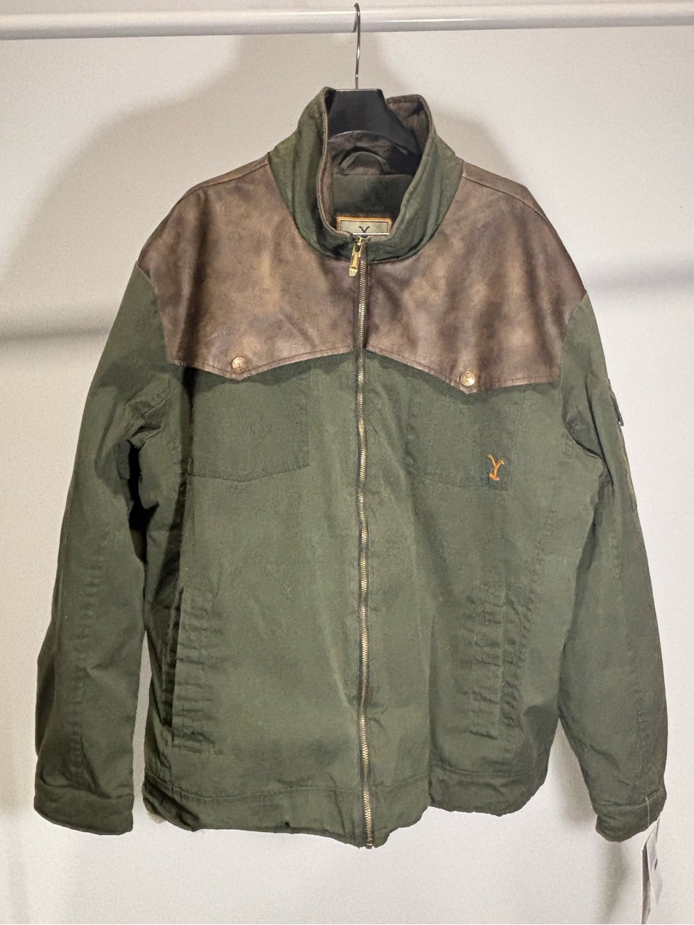 Yellowstone Men’s Green/Brown Dutton Ranch Zip/Snap Sherpa Lined Jacket XL